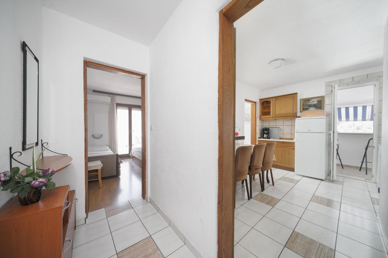 Apartmani Krizanovic Vodice Exterior photo